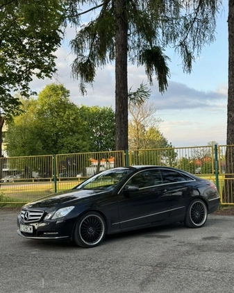 Mercedes-Benz Klasa E cena 53100 przebieg: 159000, rok produkcji 2011 z Dębica małe 67